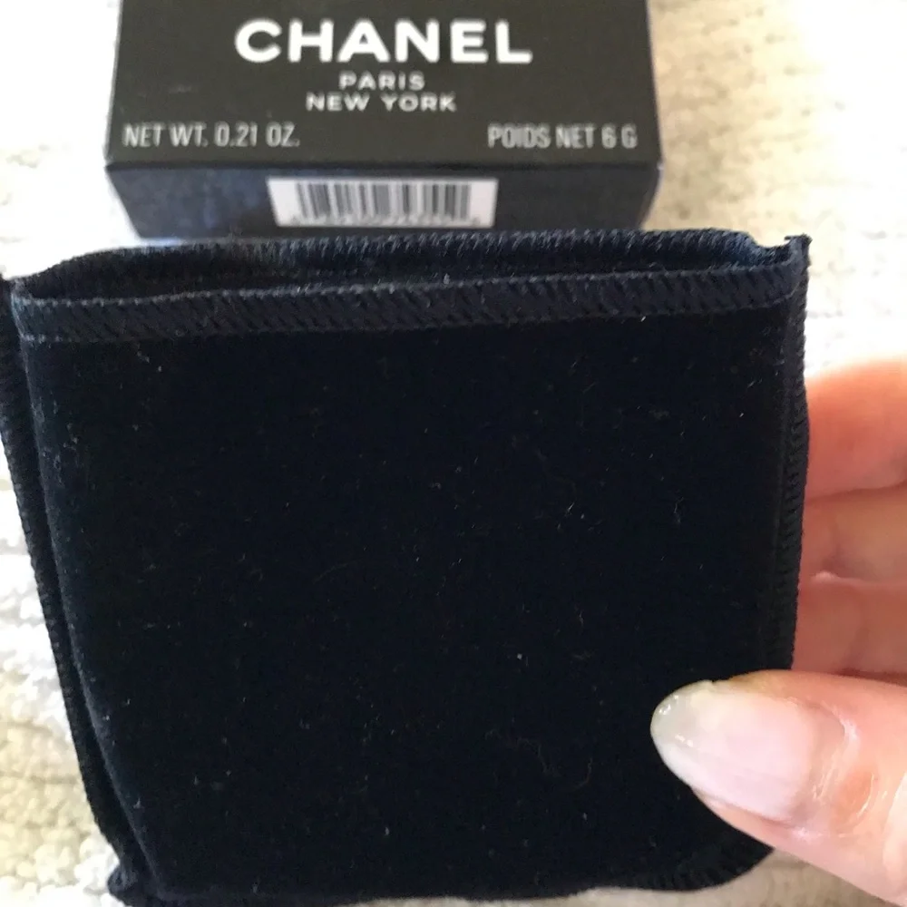CHANEL Powder Blush Compact sphere Angel Rose